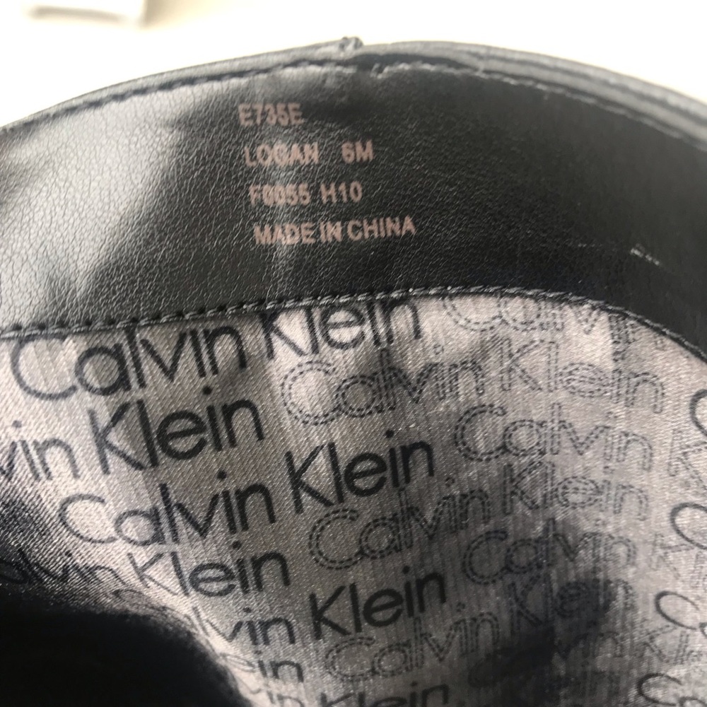 Calvin Klein size 6M Leather black boots - Picture 9 of 10